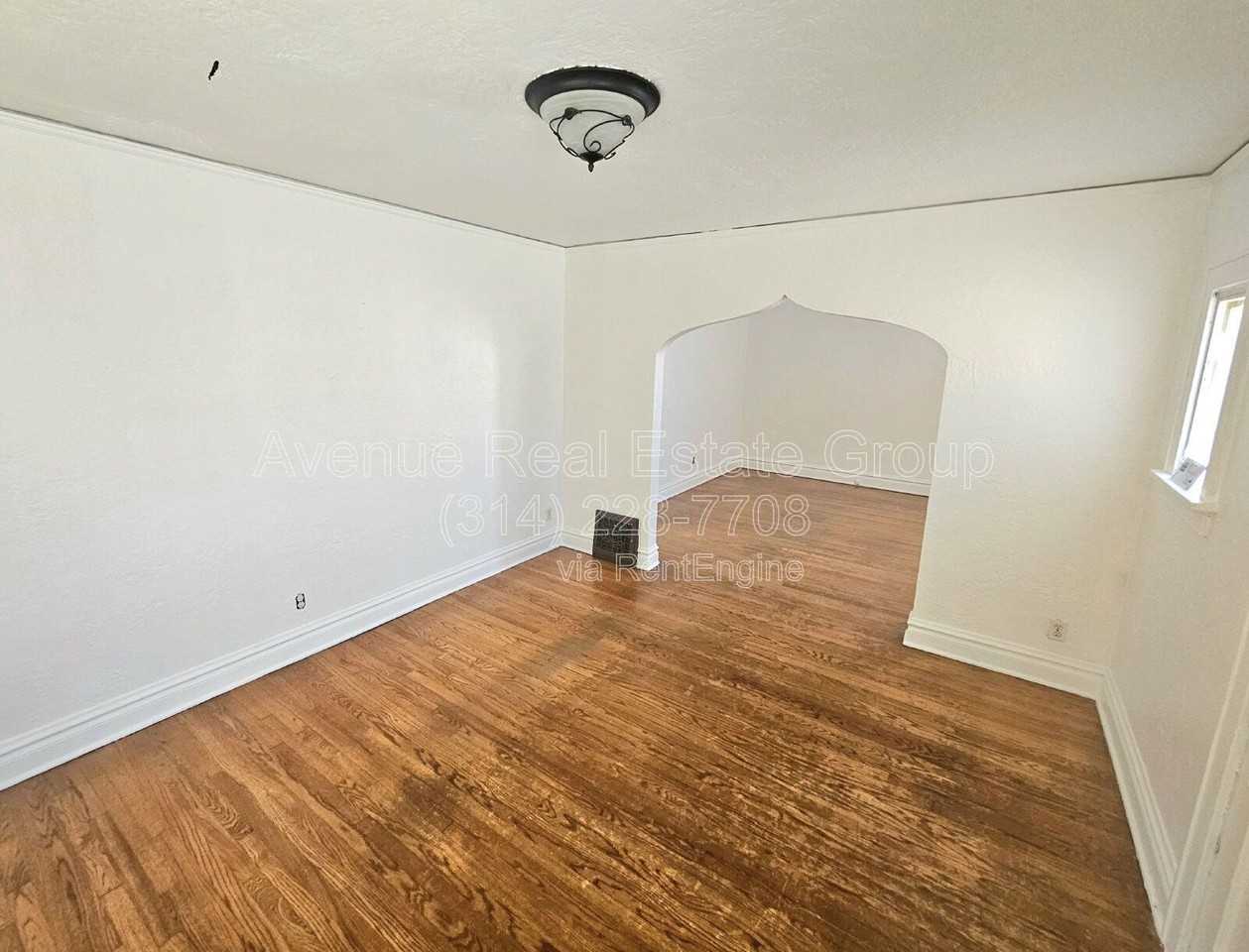 1942 Damato Ct - Photo 3 of 15