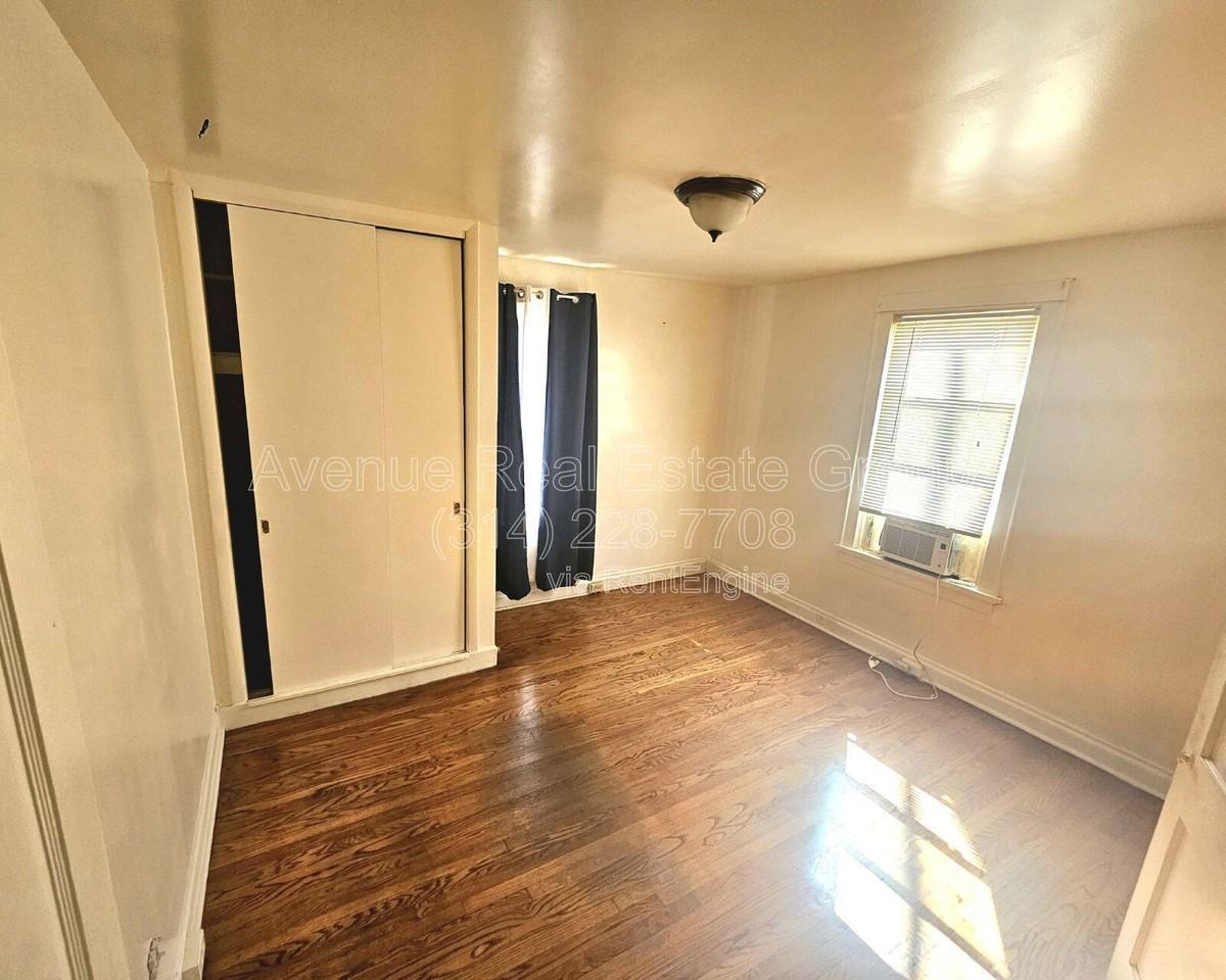 1942 Damato Ct - Photo 4 of 15