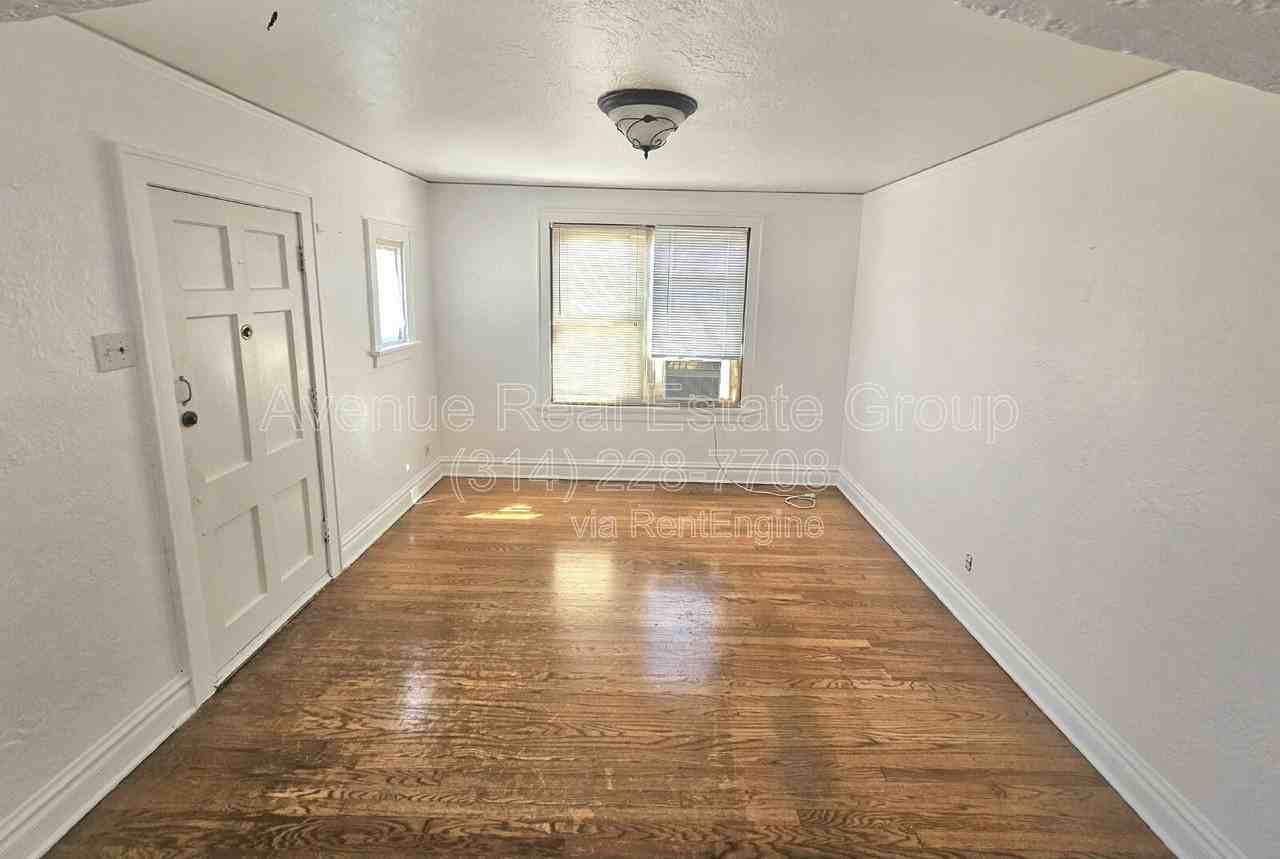 1942 Damato Ct - Photo 5 of 15