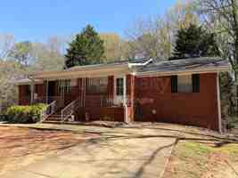 featured image of 135 Meadowbrook Ct #C