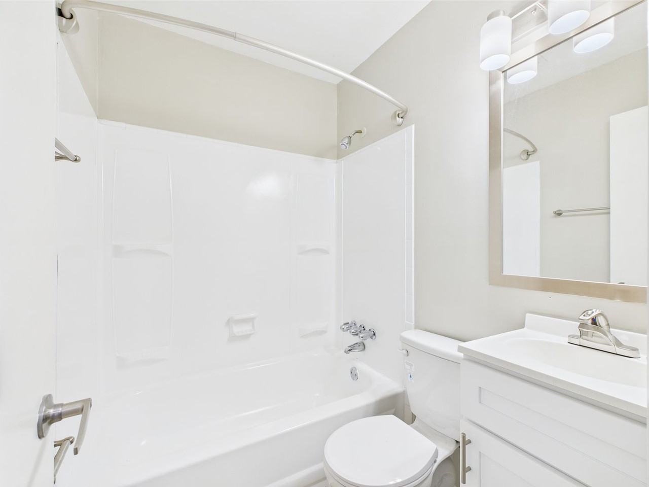 10 W 27th St #PP - Photo 6 of 11