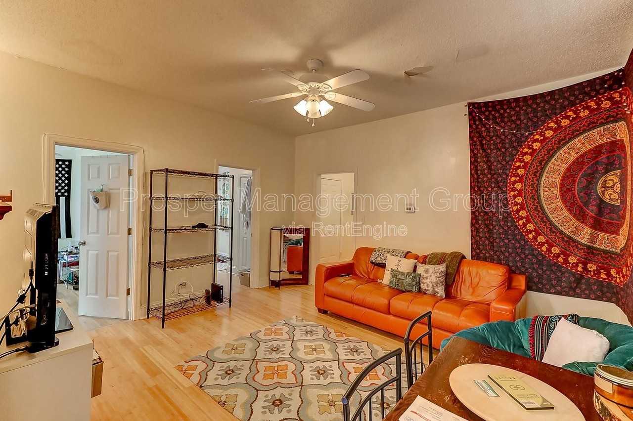 35 Ashton St #A - Photo 4 of 12