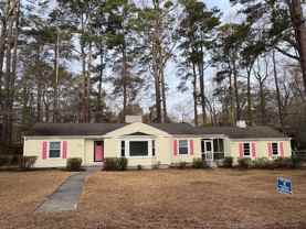 101 Lakewood Dr - Photo 1 of 1