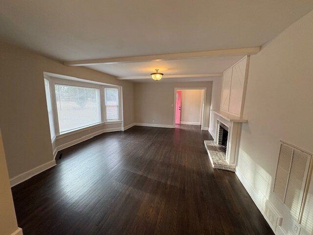 101 Lakewood Dr - Photo 3 of 25