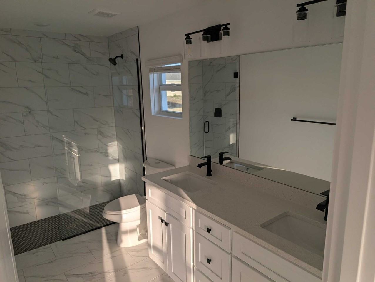 1423 Ne 12th Pl - Photo 4 of 9