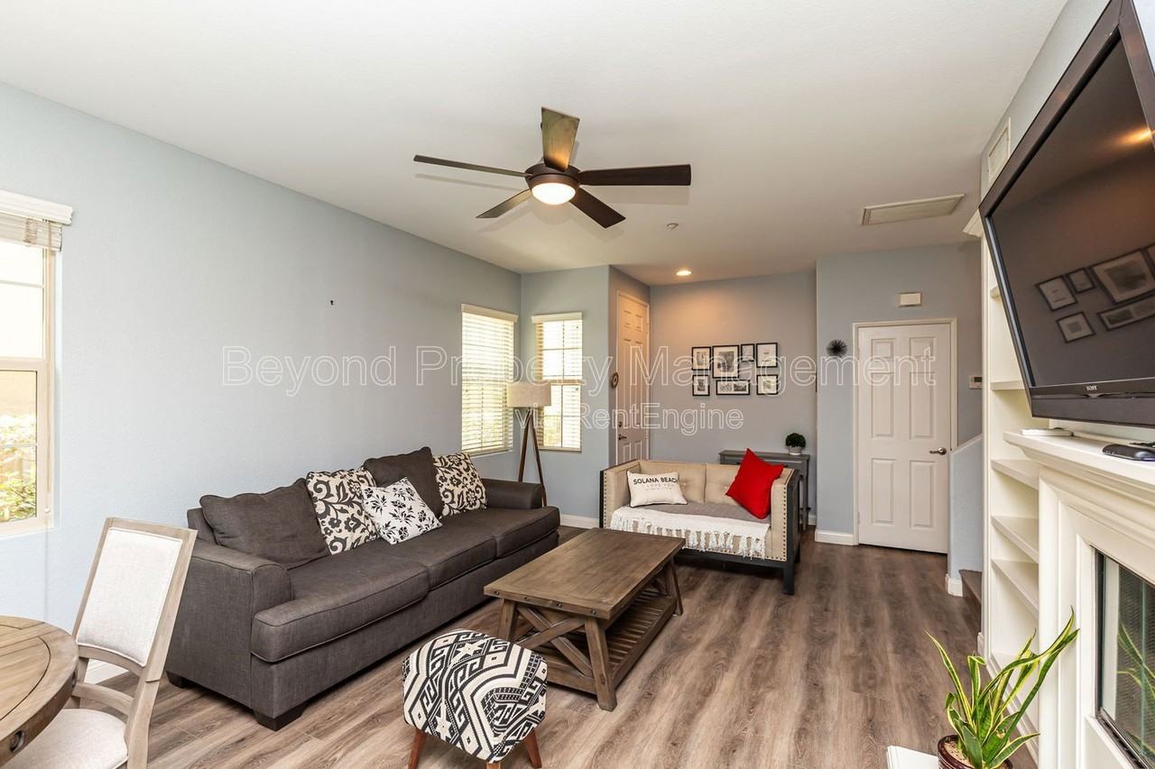 2616 Bellezza Dr - Photo 2 of 20