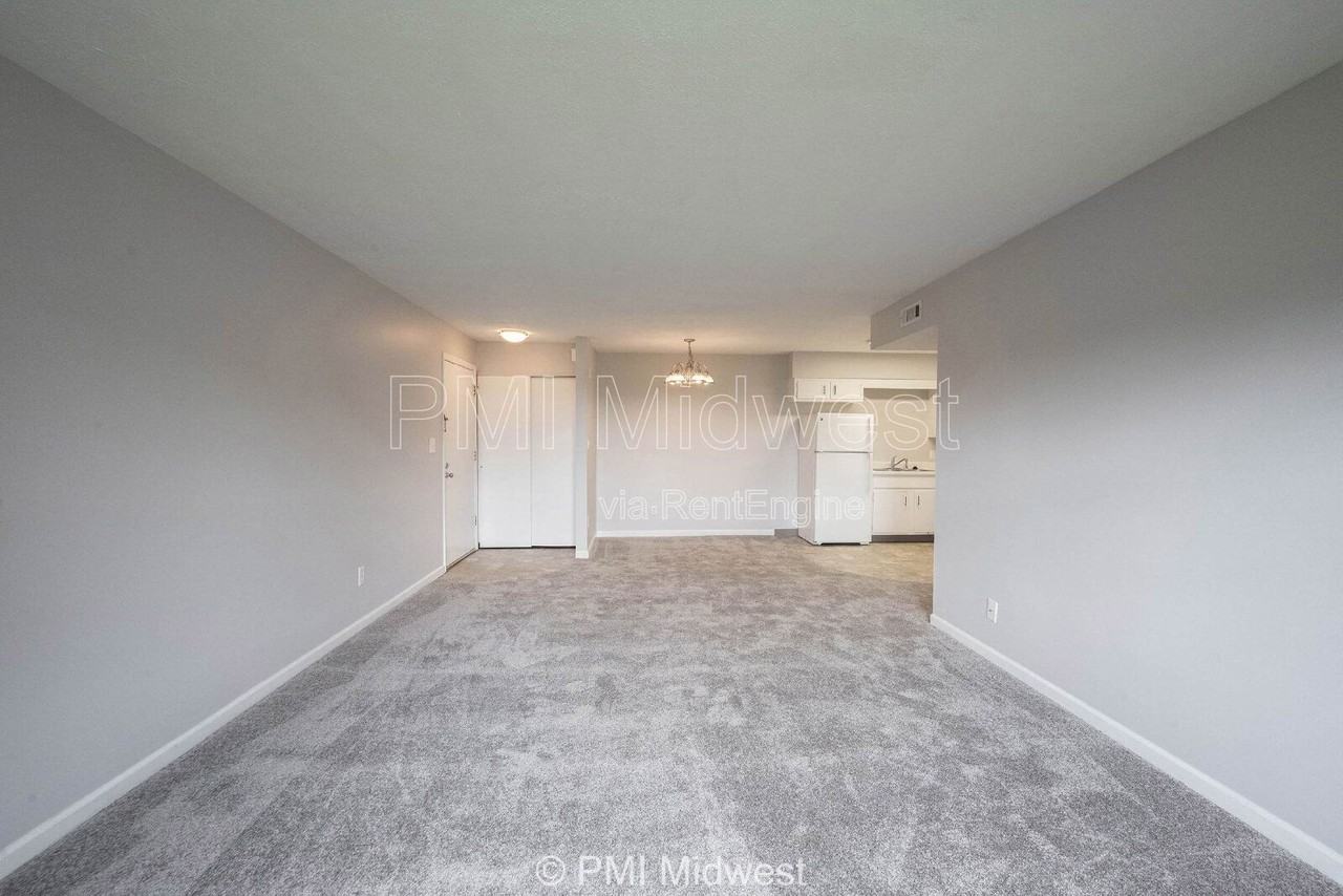 326 Progress Rd #B14 - Photo 3 of 26