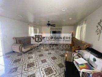 305 Chambers St #D - Photo 2 of 8