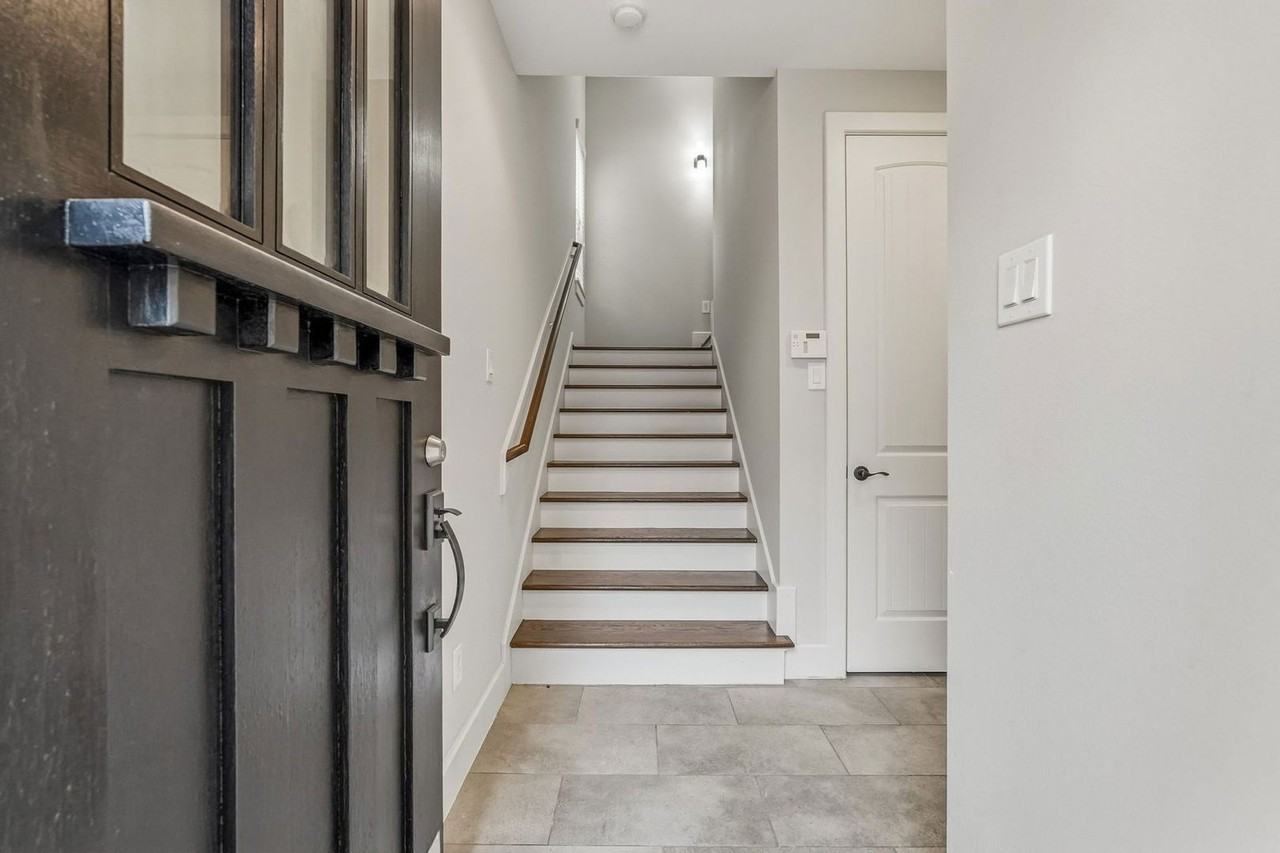 2441 Charleston St #A - Photo 2 of 25