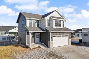 featured image of 1401 Ne Savana Dr