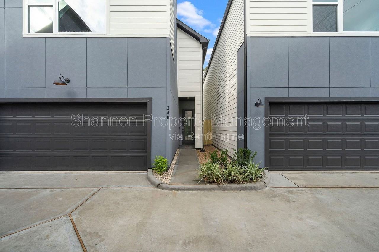 28 Bucan St #B - Photo 4 of 38