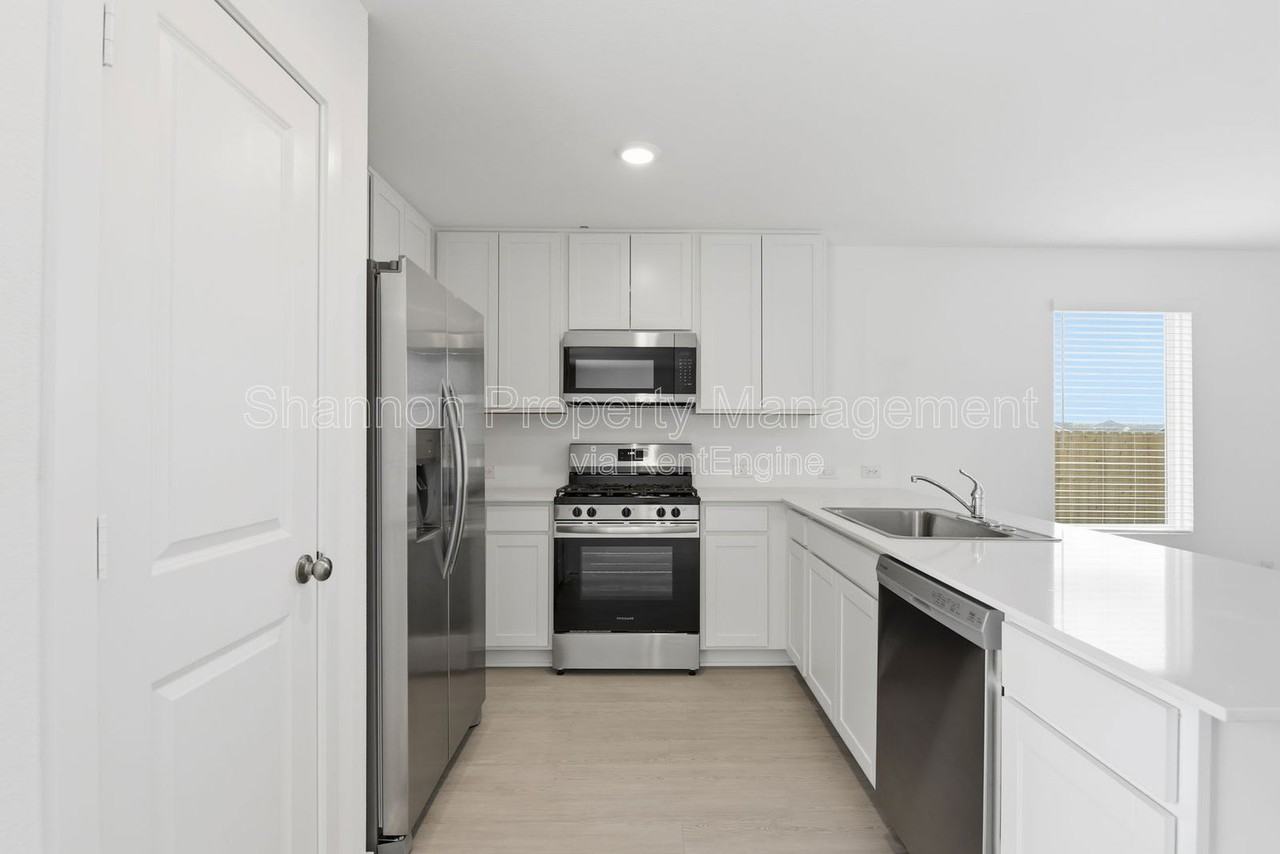 316 Bush Meadow Ln - Photo 5 of 24