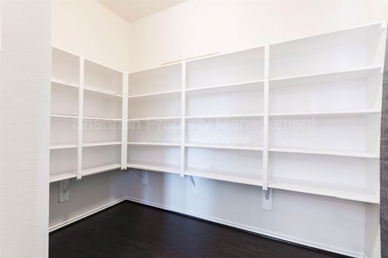 3108 Roseland Terrace Ln - Photo 6 of 12