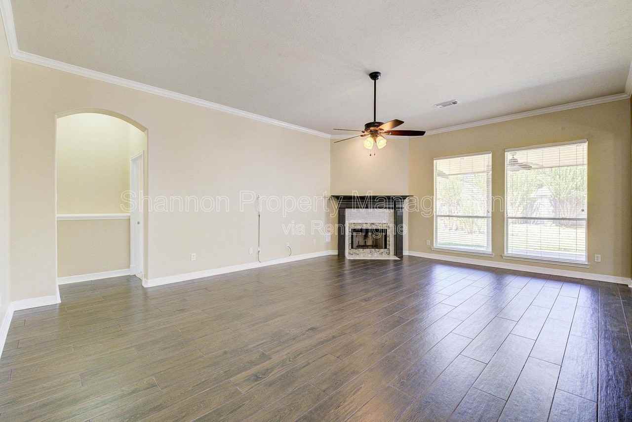 14407 Jessica Falls Cir - Photo 2 of 26
