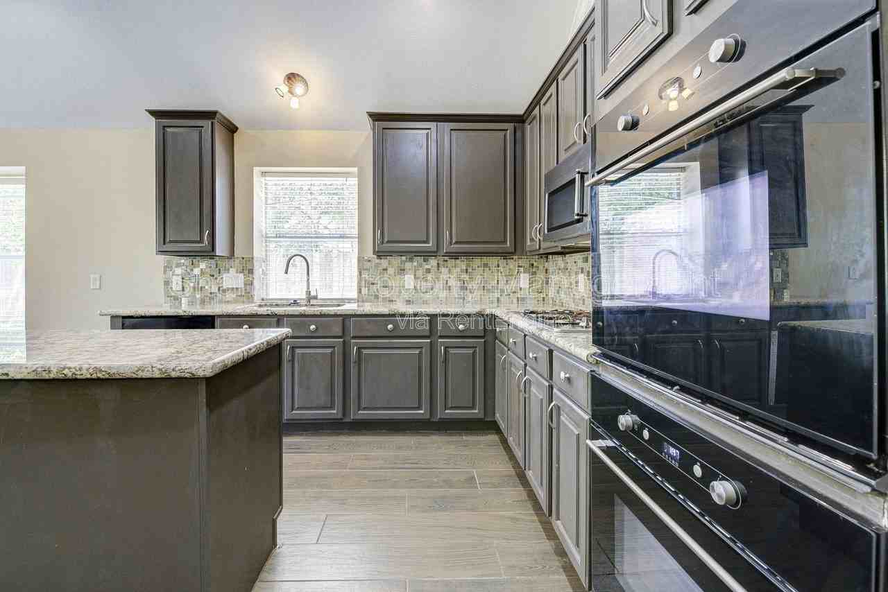 14407 Jessica Falls Cir - Photo 5 of 26