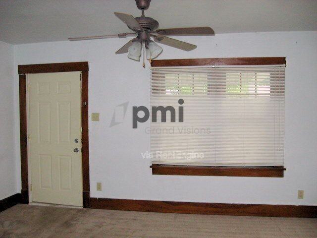 875 W Waggoner St - Photo 5 of 8