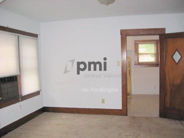 875 W Waggoner St - Photo 6 of 8