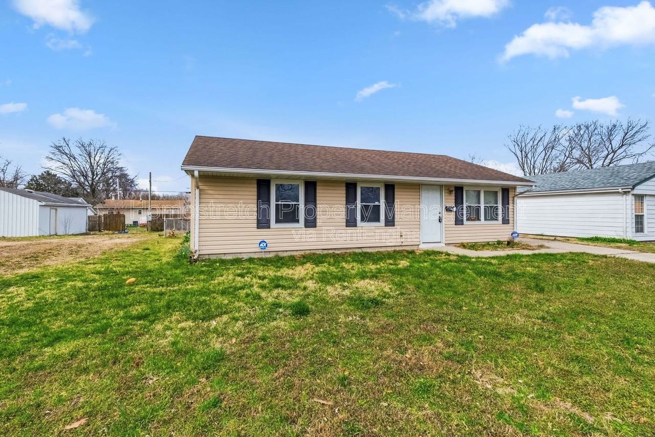 850 Saint Bartholomew Dr - Photo 4 of 31