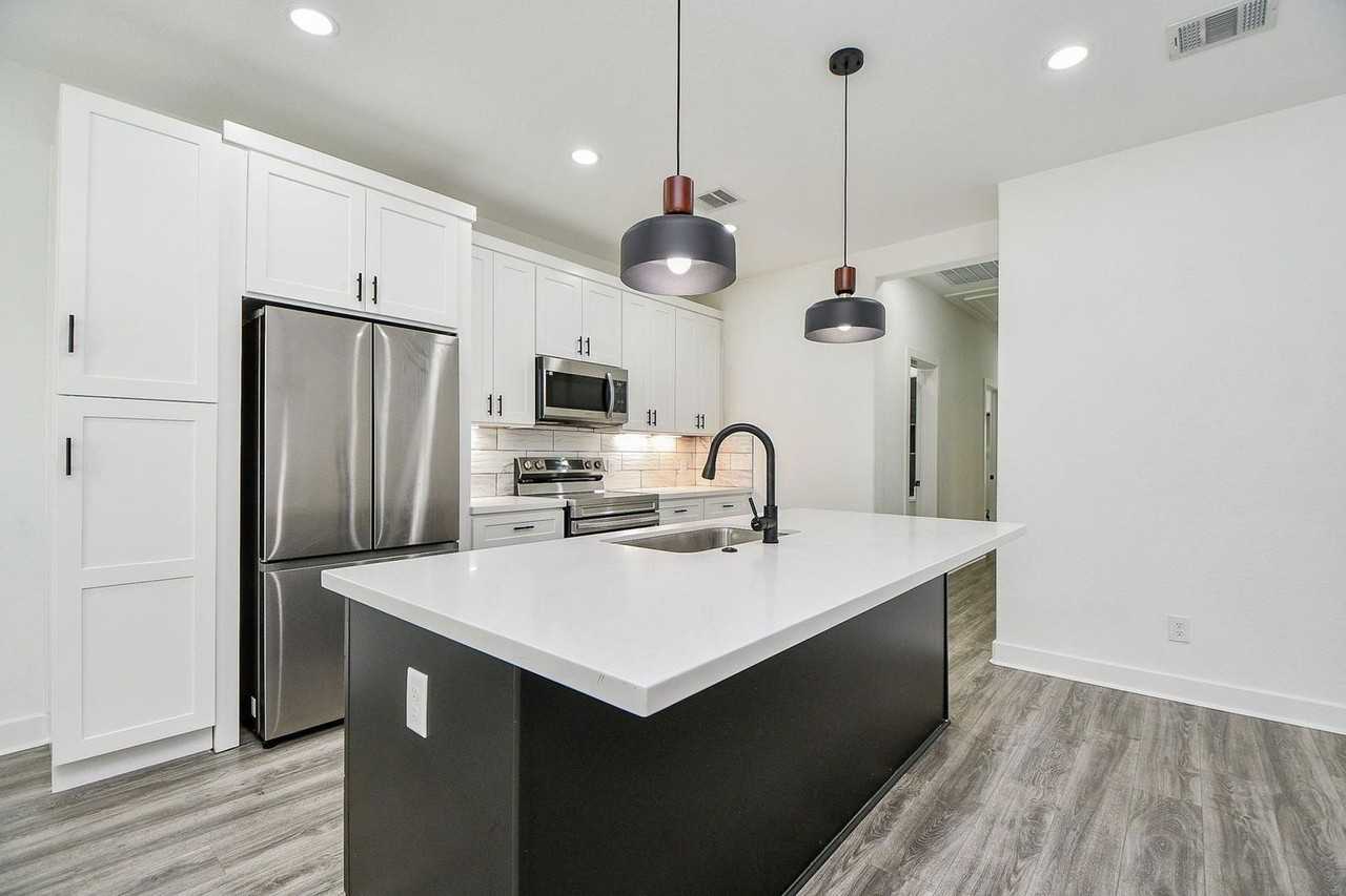 9734 Pelsey St #A - Photo 3 of 31