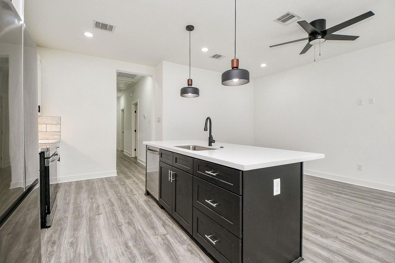 9734 Pelsey St #A - Photo 7 of 31