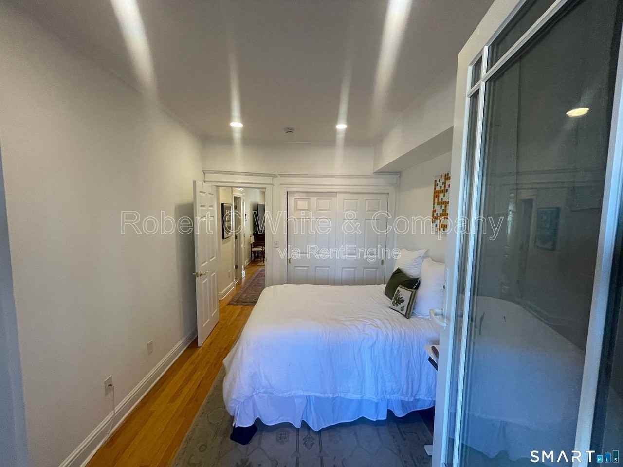 345 Greenwich Ave #2-2 - Photo 2 of 10