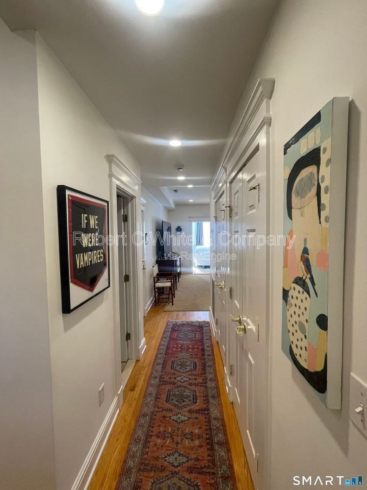 345 Greenwich Ave #2-2 - Photo 4 of 10