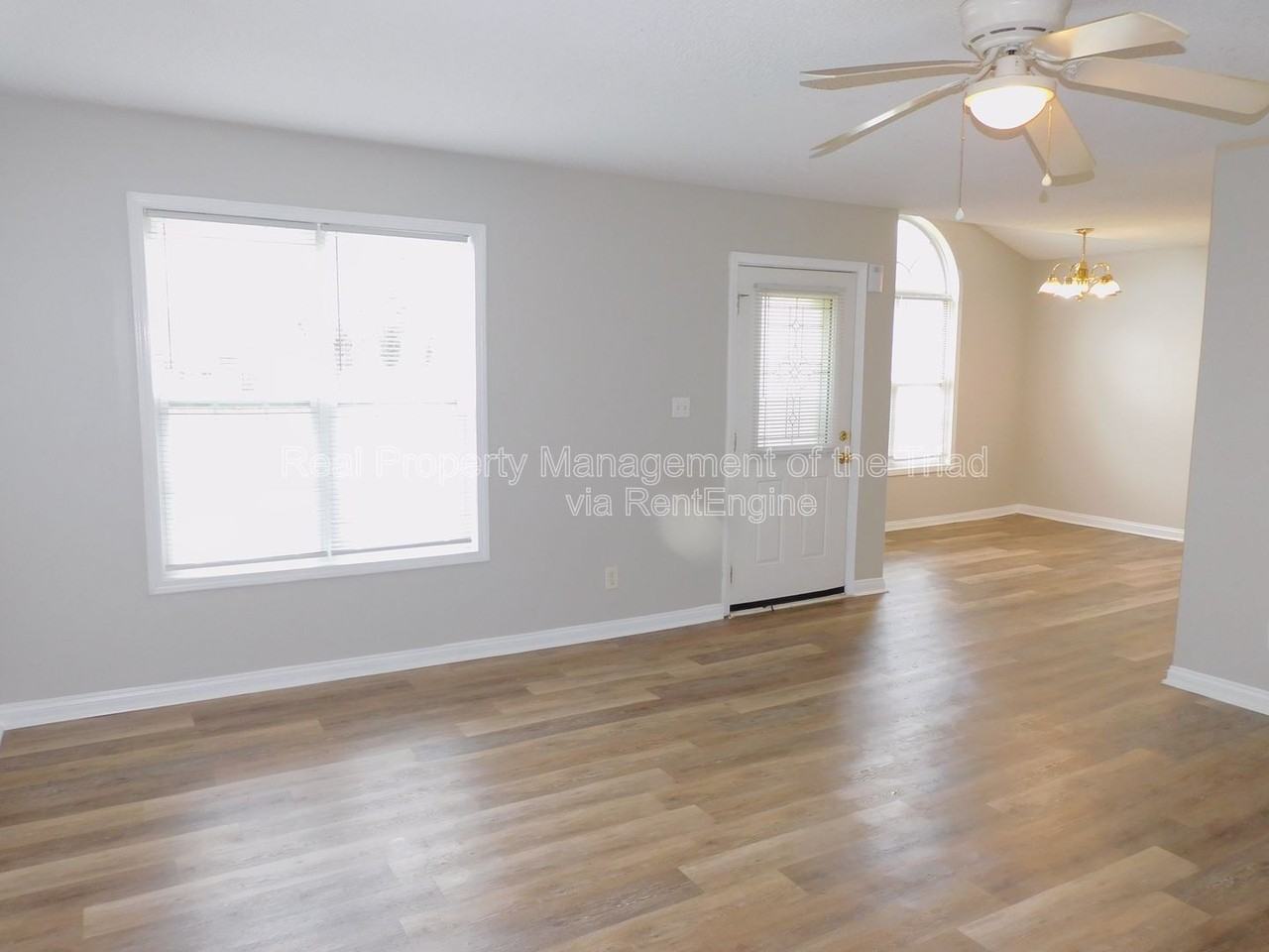 1301 Nealtown Rd - Photo 3 of 19