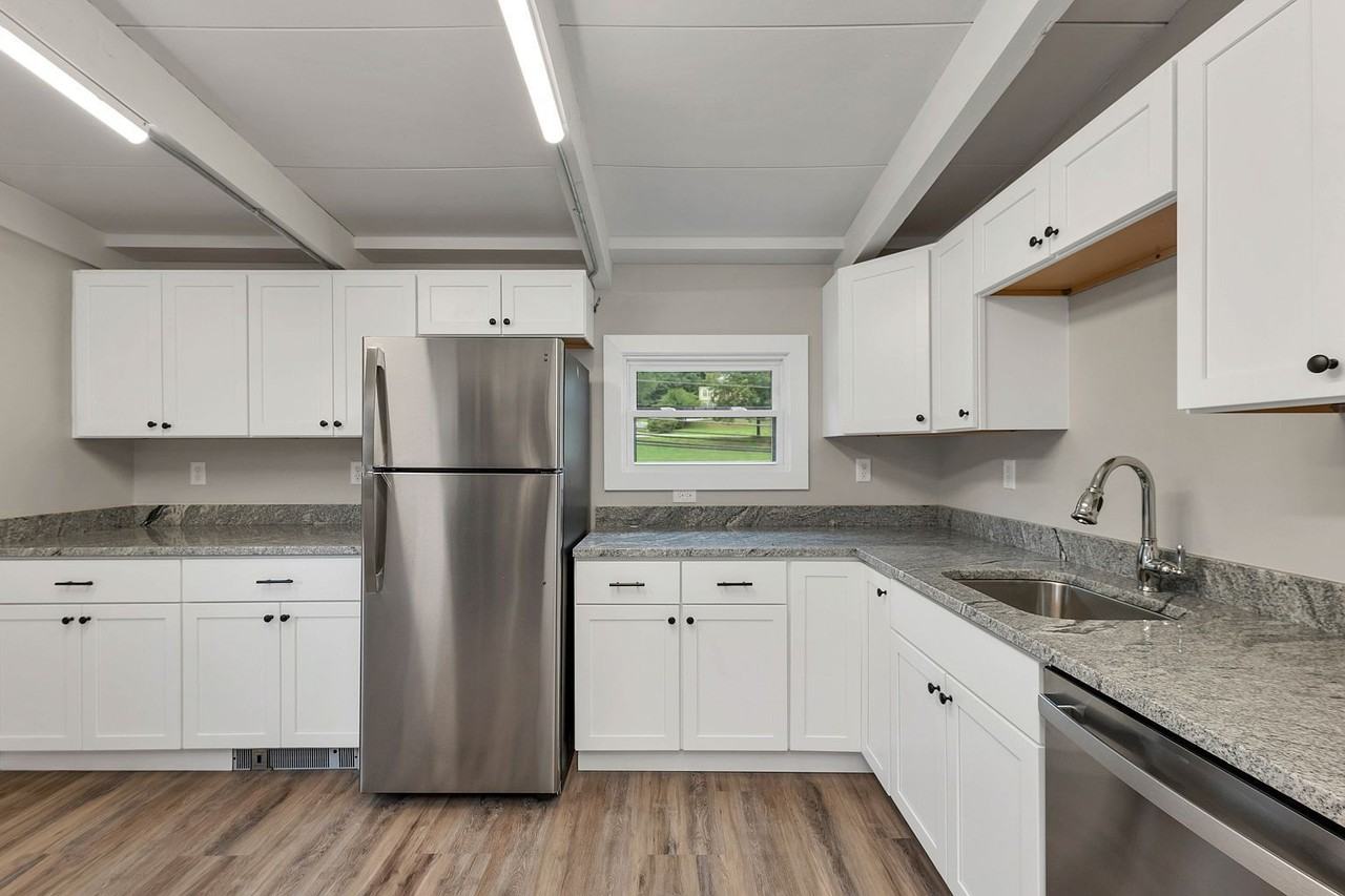 175 Pleasant St #3C - Photo 3 of 22