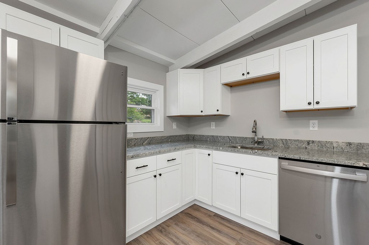 175 Pleasant St #3C - Photo 4 of 22