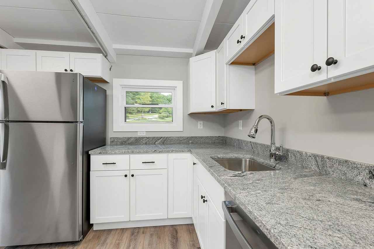 175 Pleasant St #3C - Photo 5 of 22