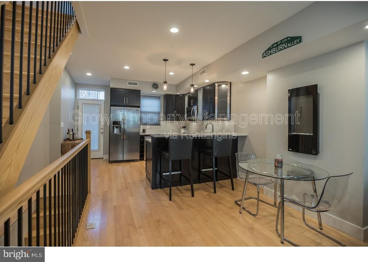 533 Manton St - Photo 5 of 25