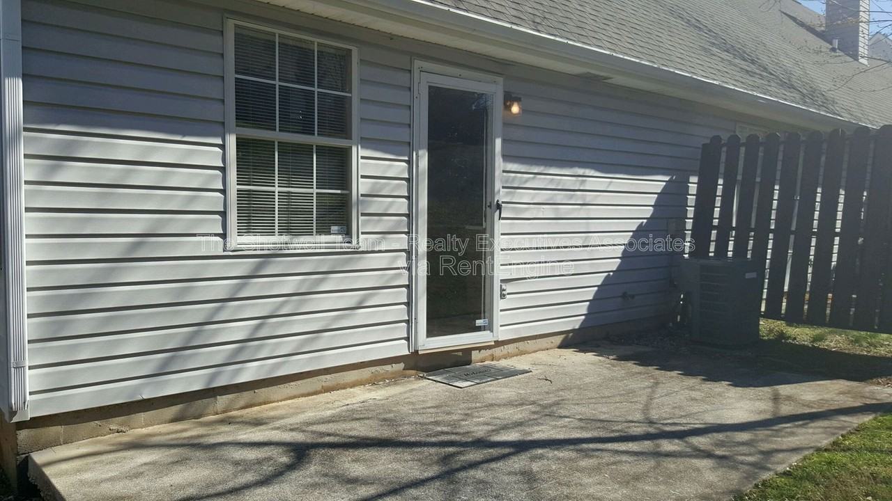 1017 Nod St - Photo 7 of 16