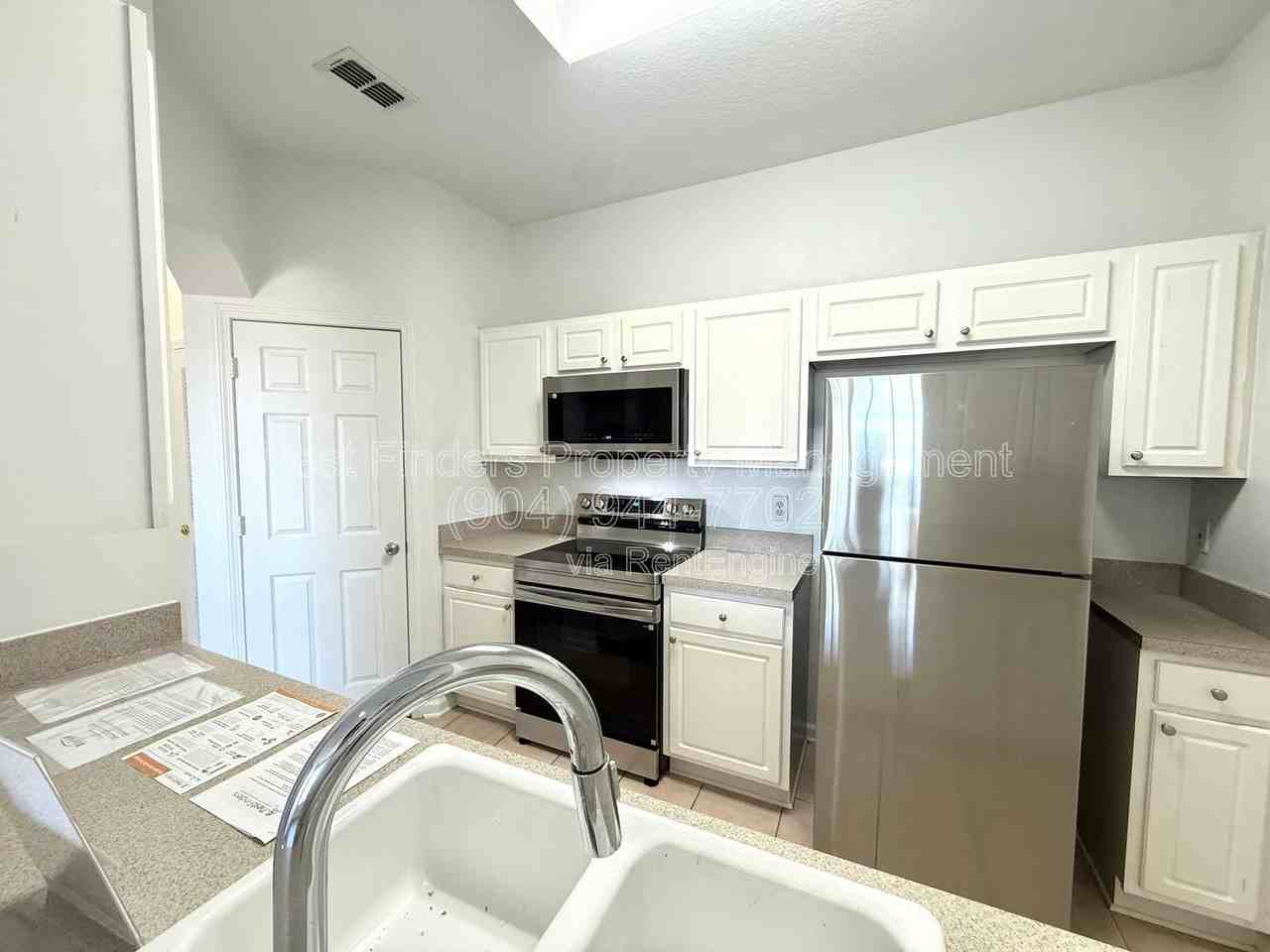 7990 Baymeadows Rd E #912 - Photo 7 of 29