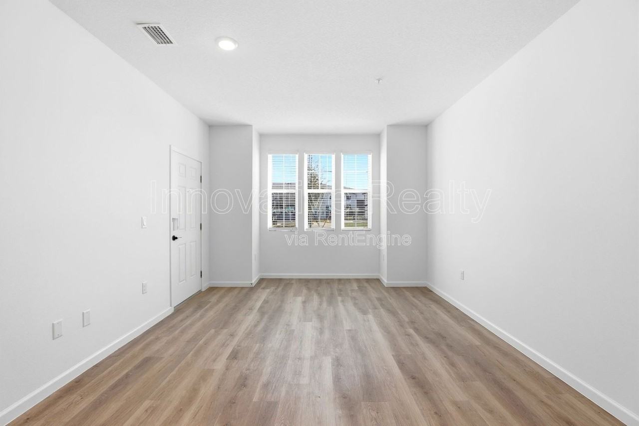 3085 Soldier City Way #201 - Photo 7 of 34