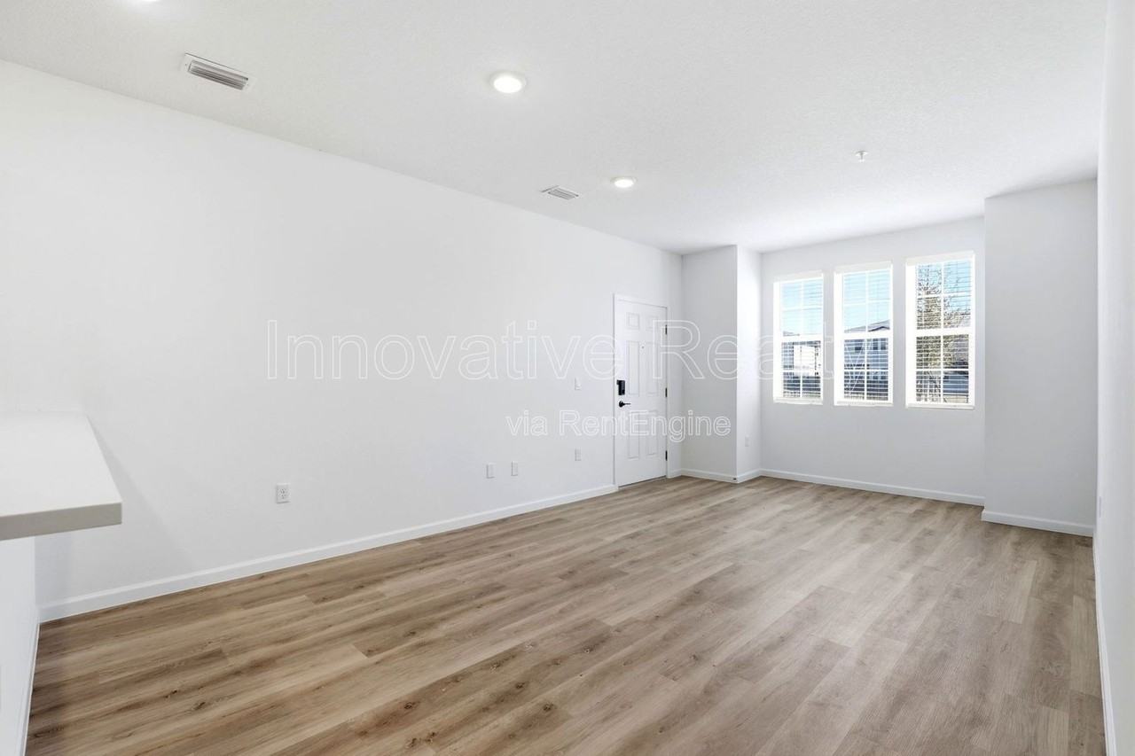 3085 Soldier City Way #201 - Photo 7 of 34
