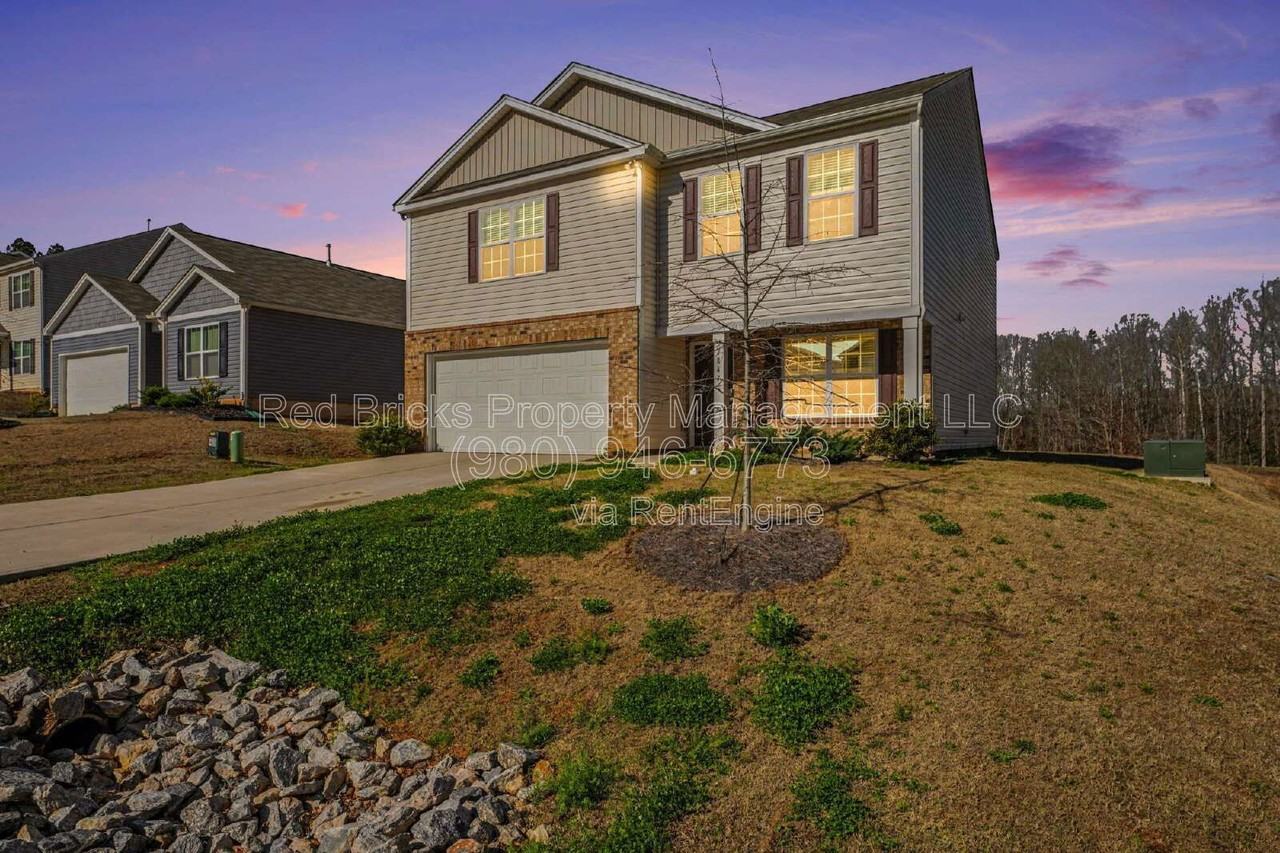 7847 Whispering Stream Dr - Photo 4 of 33