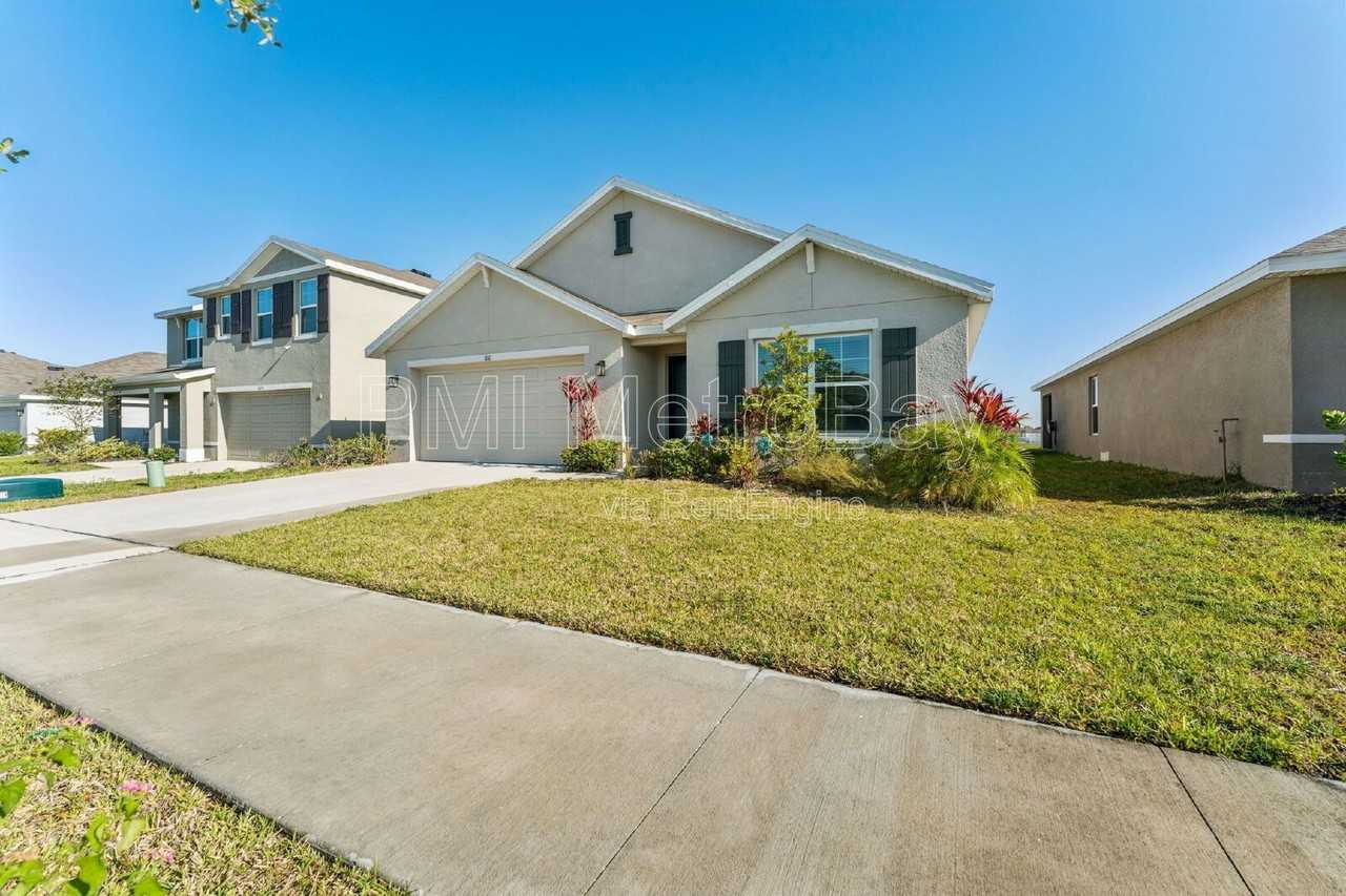 816 Will Scarlett Ave - Photo 5 of 50