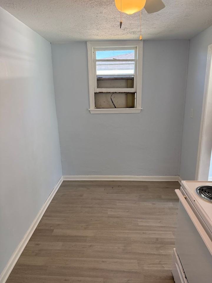 485 485 MELLON STREET A & B - Photo 4 of 6