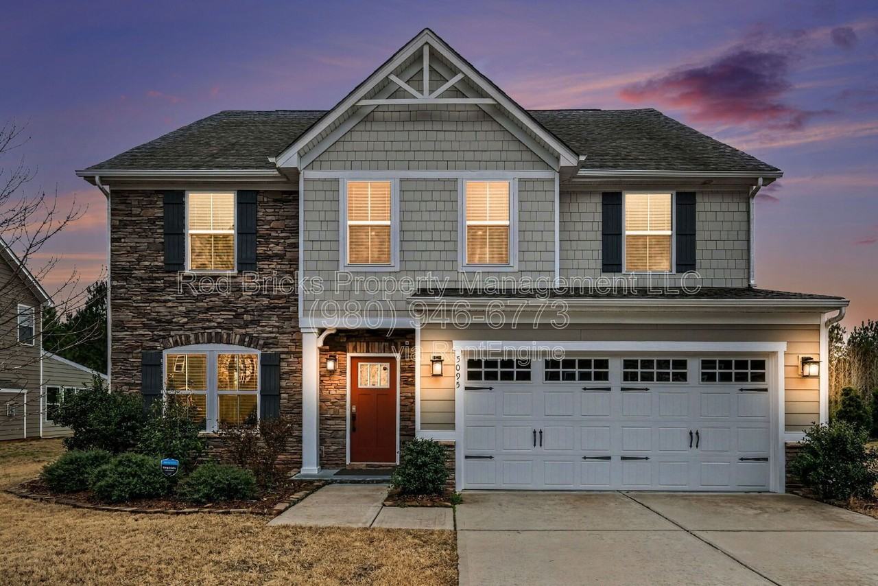 5095 Crabapple Ln - Photo 2 of 41