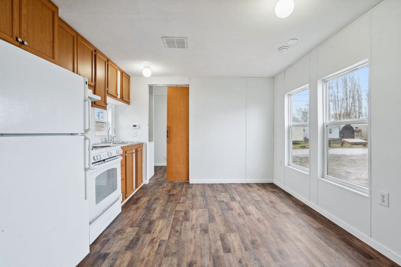 111 S Cedar Dr #3 - Photo 7 of 12