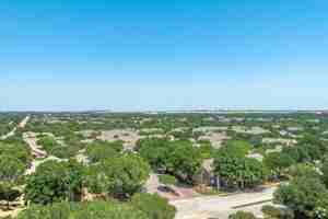 featured image of 601 E Ash Ln