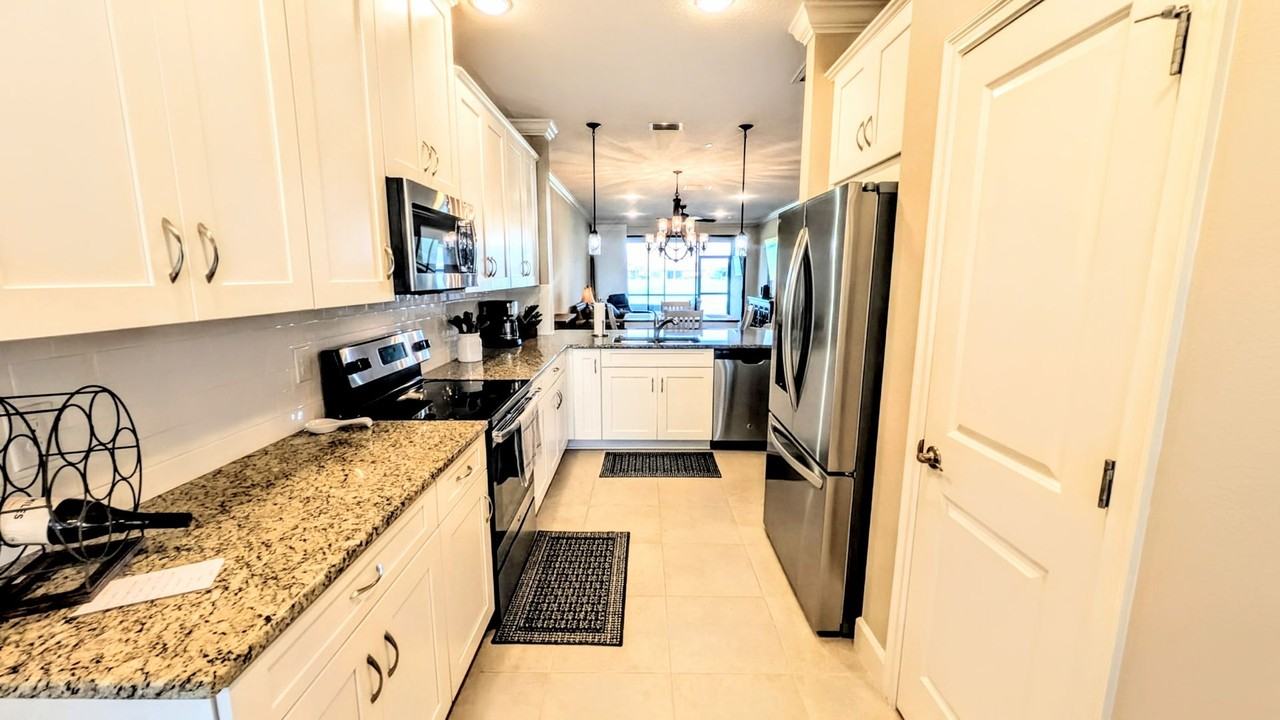 13605 Messina Loop #104 - Photo 5 of 50