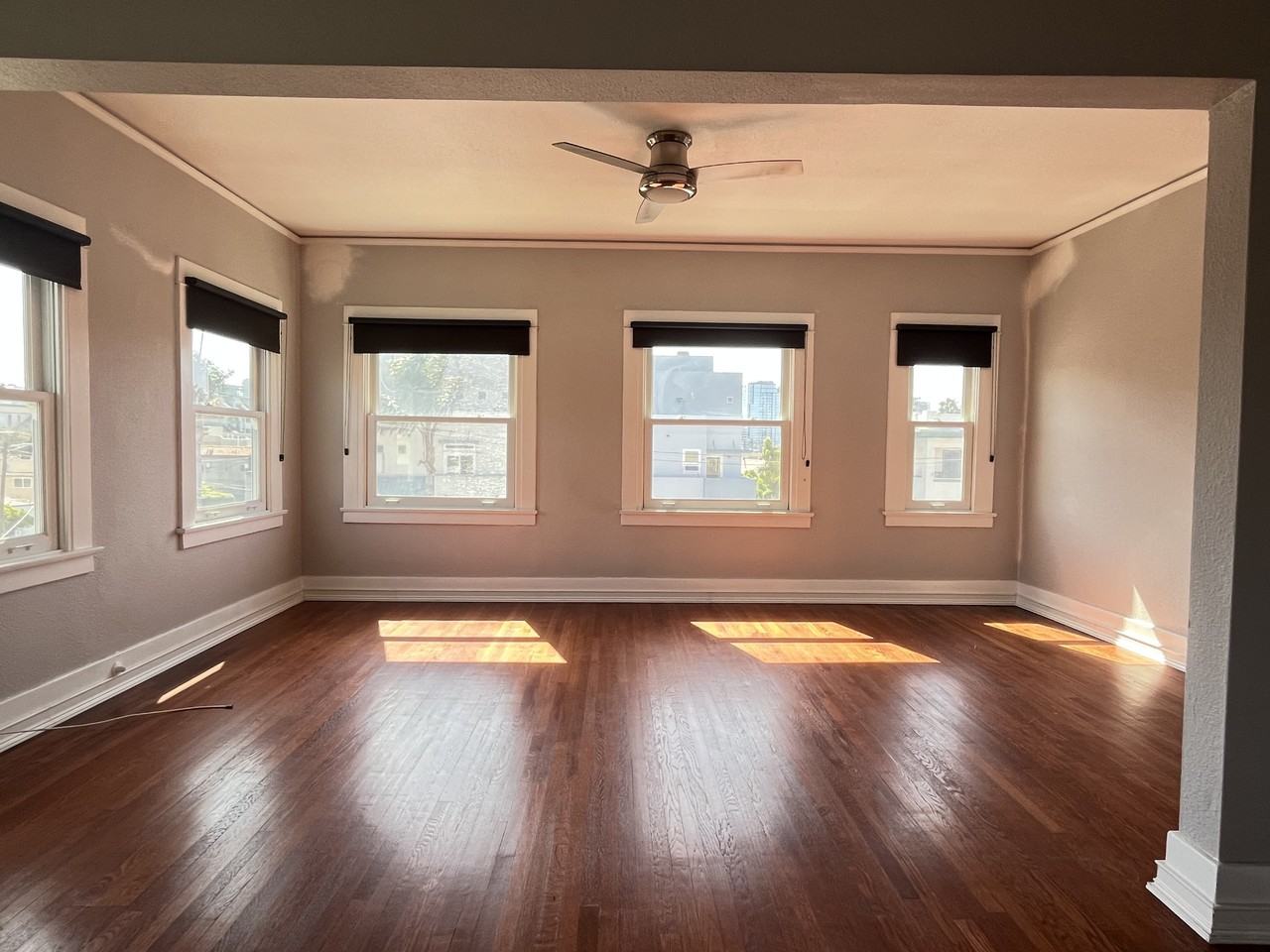 130 Hawthorn St #130 - Photo 3 of 14