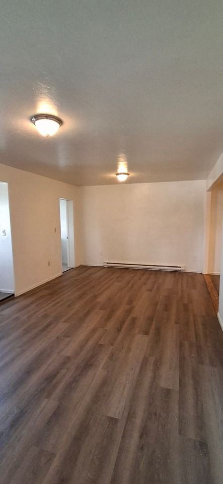 202 S 11th St - Photo 5 of 12