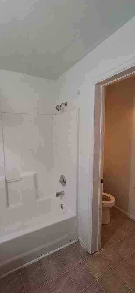 202 S 11th St - Photo 7 of 12