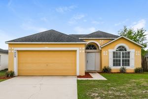 featured image of 7428 Prosperity Park Rd N