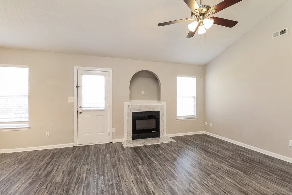 3205 Forest Creek Ct - Photo 4 of 16