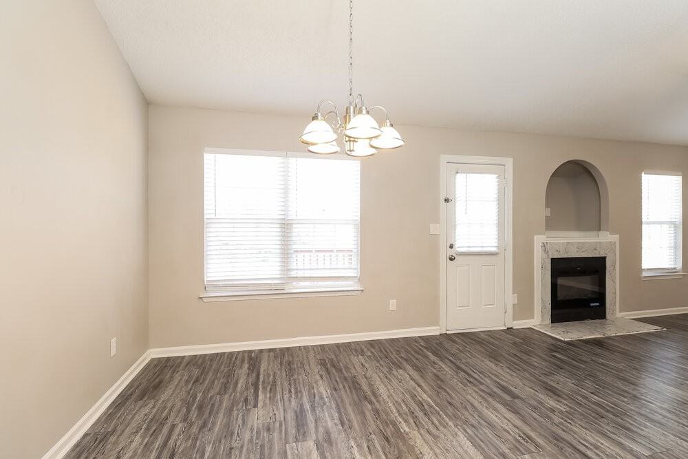 3205 Forest Creek Ct - Photo 6 of 16