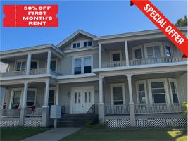 featured image of 811 E 14th St