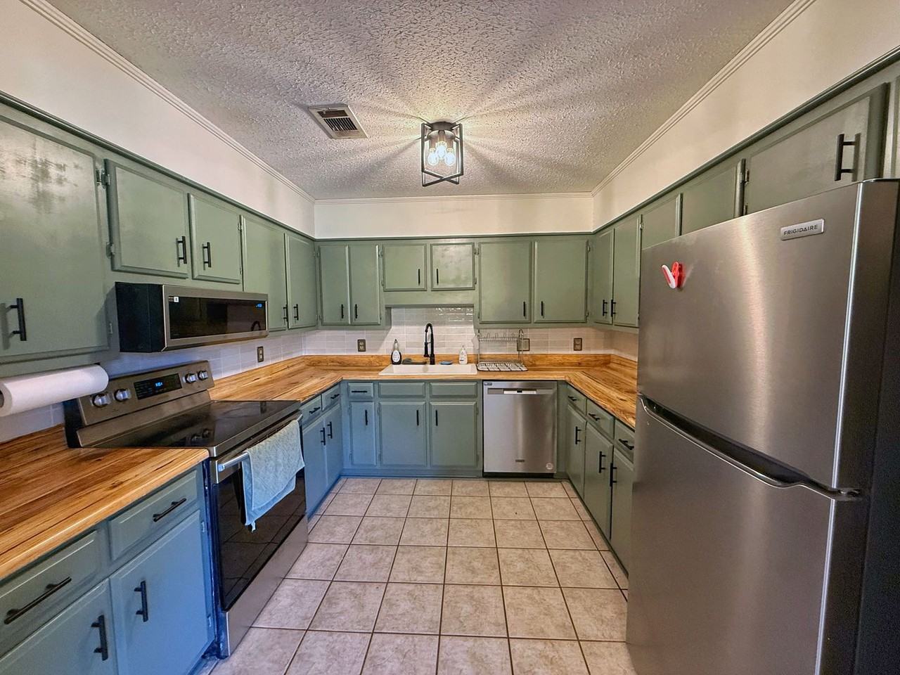 3221 5th St N - Photo 5 of 13